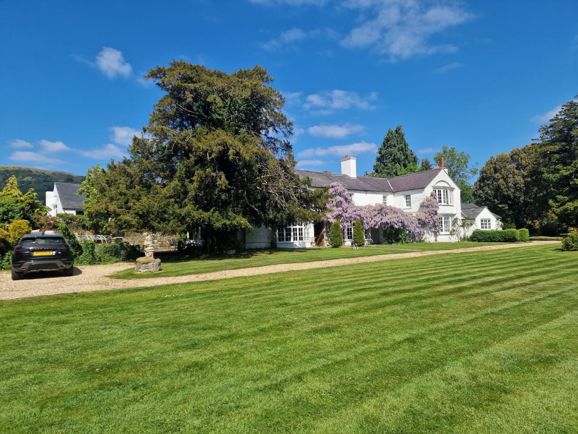 Glyn Isa Country House B&B And Self Catering Apartments Conwy Exteriör bild